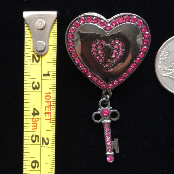 🖤©️FAF💕crystal heart locket brooch - Picture 8 of 10